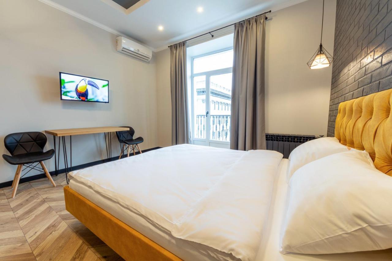 Idea Design Apart-Hotel Prorizna Kiev Eksteriør bilde